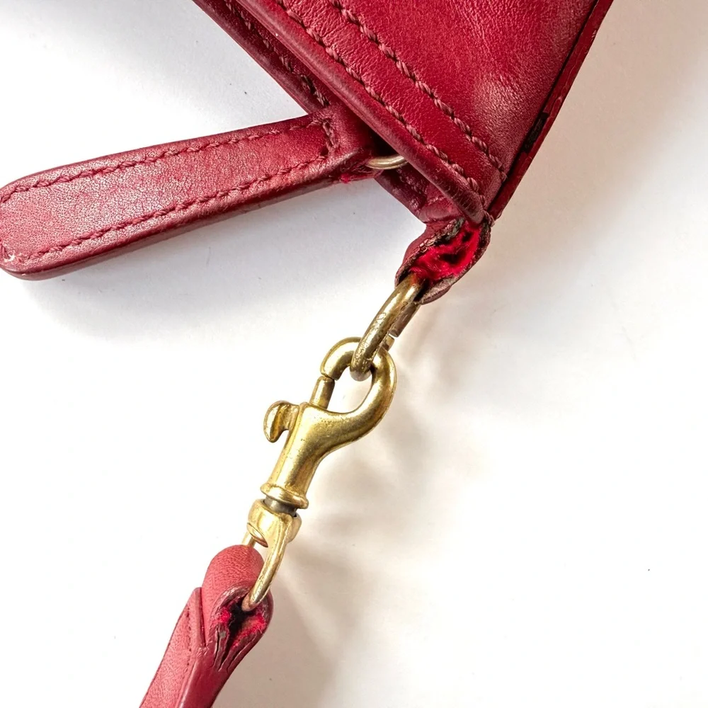 Vintage Y2K Coach Legacy West Demi Shoulder Bag 9295 Red Glovetanned Leather